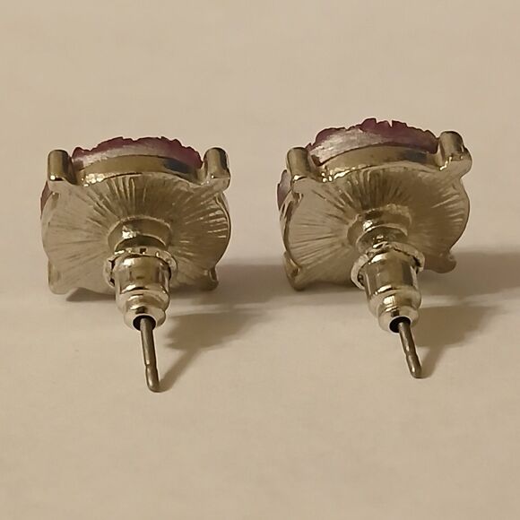 Iridescent Purple Shiny Faux Druzy Crystal Jewel Stud Earrings - Picture 4 of 8